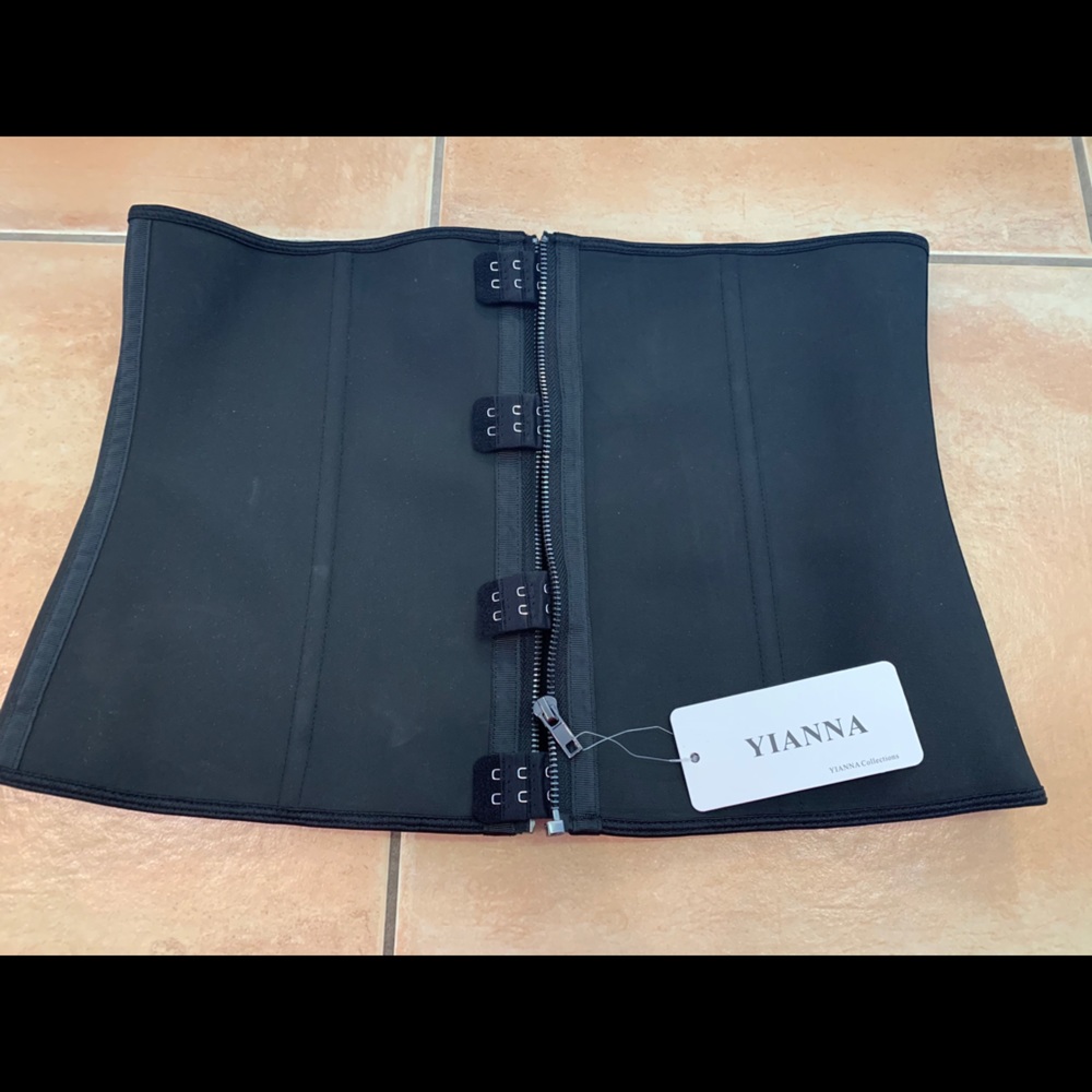 Waist trainer